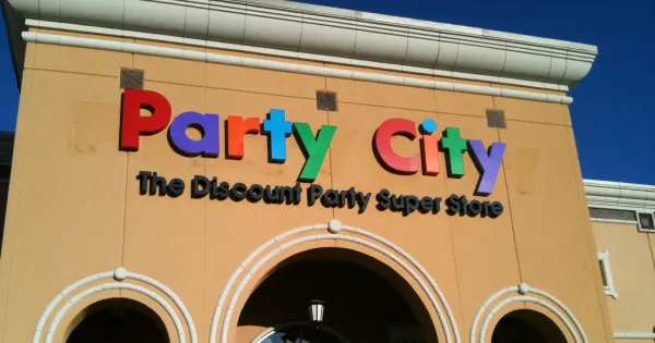 Cosmico - Party City Goes Out of Business